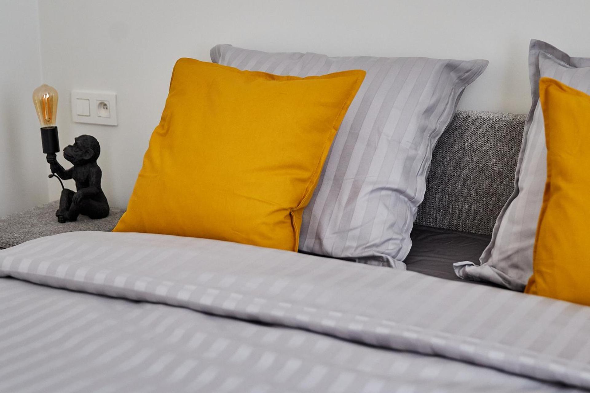 Urban Chic Apartment In The Heart Of Mechelen Bagian luar foto